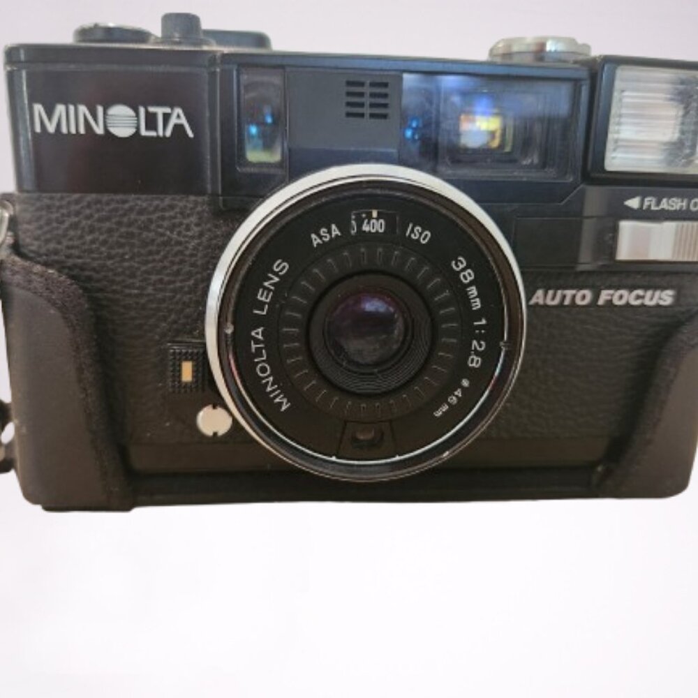 MINOLTA HI-MATIC AF2 35mm Point & Shoot Camera Vintage Auto Focus with Case